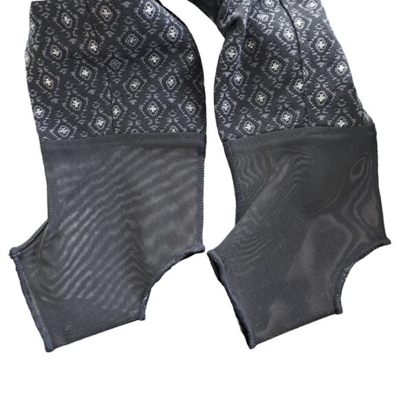 Bogner Dona Stirrup Ski Pants in Black Gray SIlver Jacquard Size 10 (runs small) - Picture 6 of 10